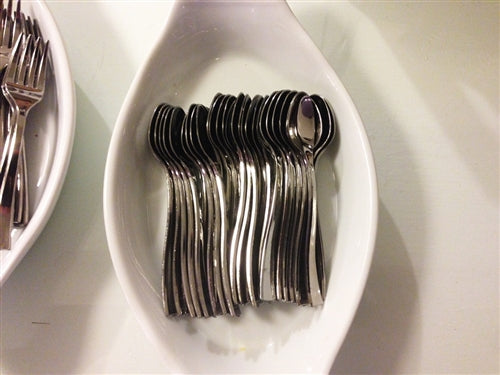 Load image into Gallery viewer, Mini Plastic Dessert Spoons (36 Pcs)
