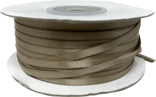 Cinta de raso de 1/8" (100 yardas)