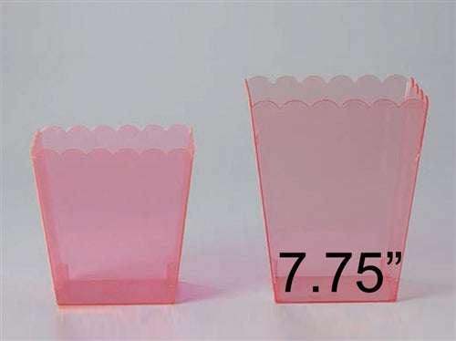 Load image into Gallery viewer, Plastic Scalloped Edge Container (1 Pc)
