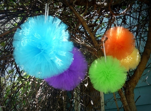 Load image into Gallery viewer, 12&quot; Decorative Tulle Balls (4 Pcs)
