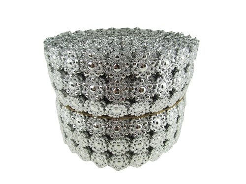 Load image into Gallery viewer, 4.75&quot; FLOWER Diamond Mesh Ribbon Roll (Customizable) (10 Yards)
