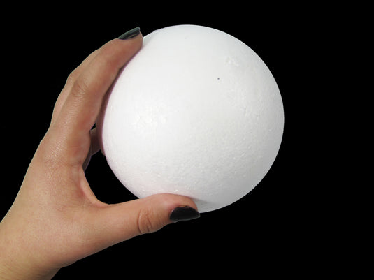 Bolas de espuma suave para manualidades de 5.0 in, poliestireno (paquete de 12)