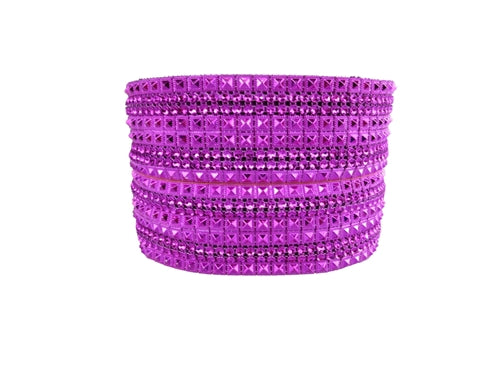 Rollo de malla con pernos piramidales de 4.25" (personalizable) (10 yardas)