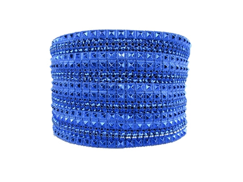 4.25" Pyramid Stud Mesh Roll (Customizable) (10 Yards)