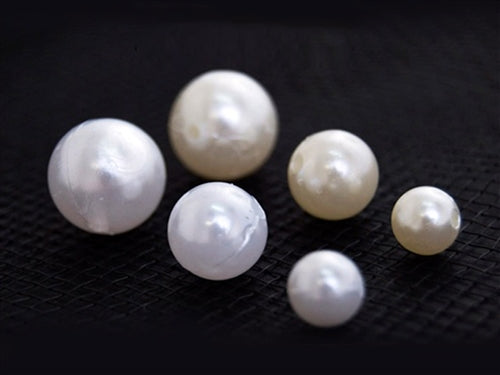 Load image into Gallery viewer, 18mm Loose Pearl Beads (1 lb Bag)
