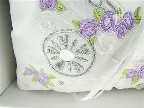 Load image into Gallery viewer, Premium - &quot;MIS QUINCE ANOS&quot; - Tiara &amp; Ring Pillow - Coach Design (1 Pc)
