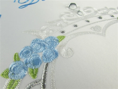 Load image into Gallery viewer, Premium Satin Embroidered Quinceanera Photo Album - Coach Design (1)

