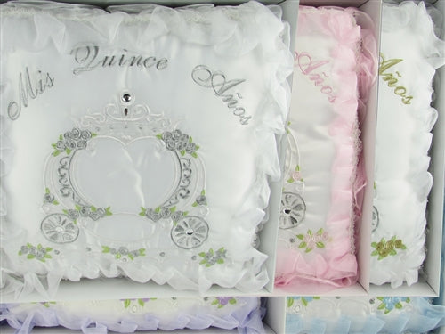 Load image into Gallery viewer, Premium - &quot;MIS QUINCE ANOS&quot; - Kneeling Pillow - Coach Design (1 Pc)
